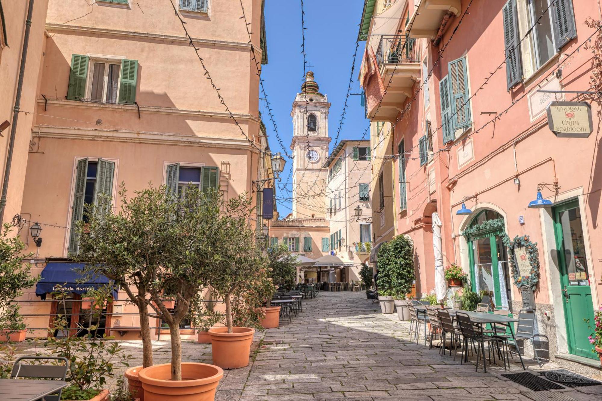 Ferienwohnung Casa Dritta Bordighera Exterior foto