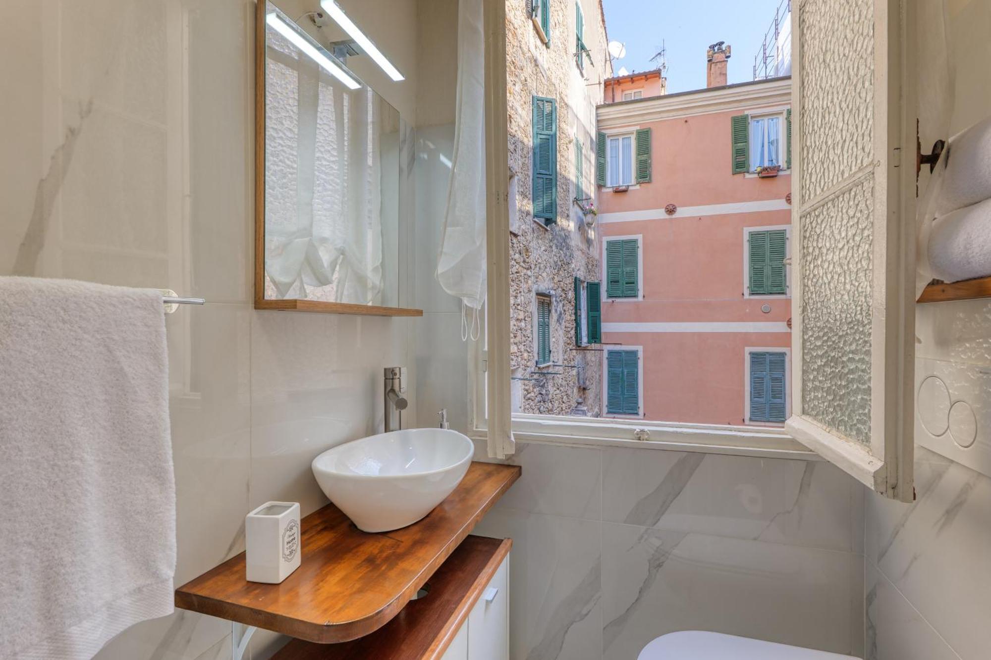 Ferienwohnung Casa Dritta Bordighera Exterior foto